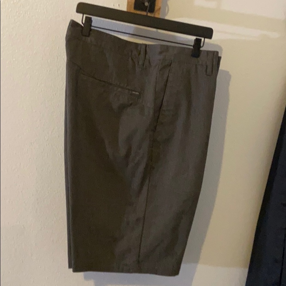 Volcom men’s shorts